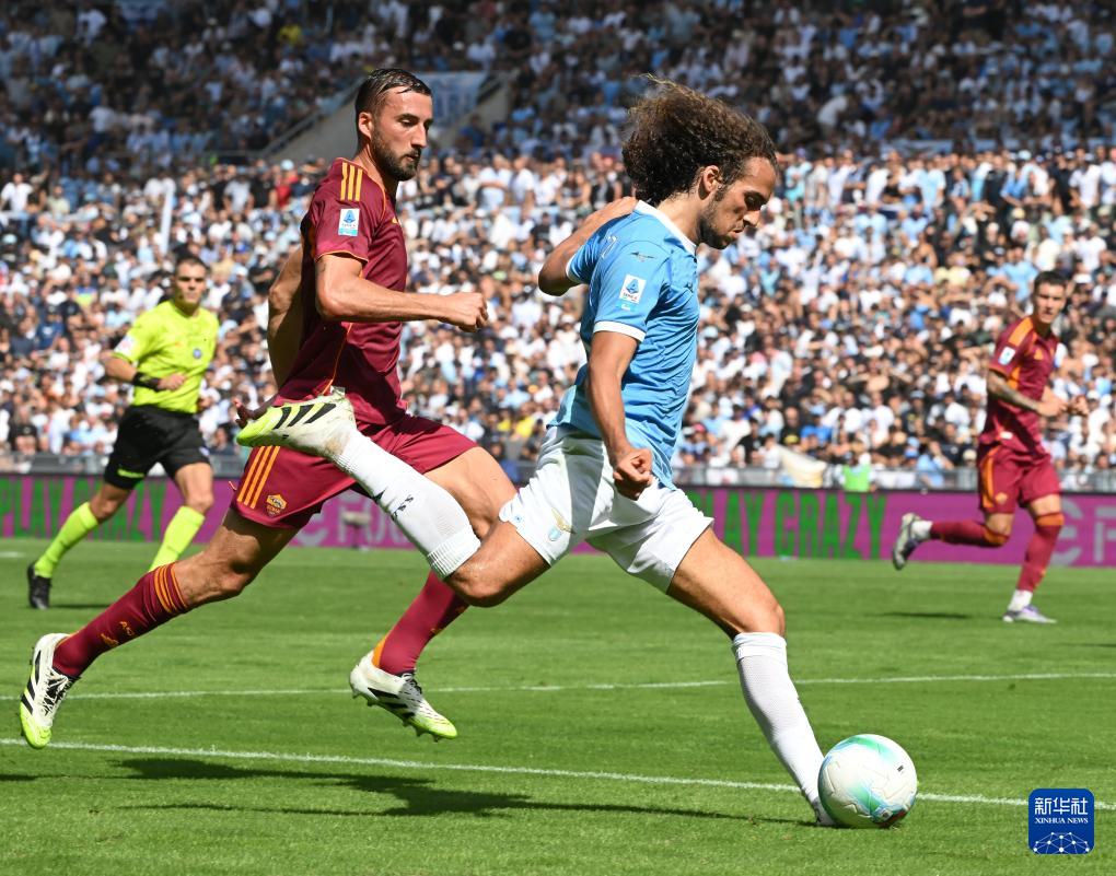 罗马队客场, 新华社发 罗马队客场, 新华社发