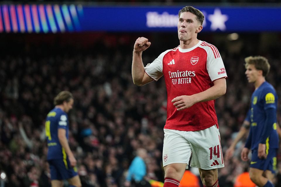 cj, 他表情相当 cj, 他表情相当